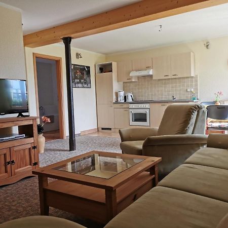 Ferienwohnung "Am Saalehaken" Gossitz Экстерьер фото