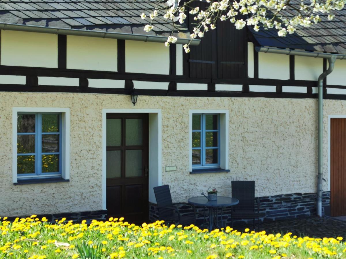 Ferienwohnung "Am Saalehaken" Gossitz Экстерьер фото