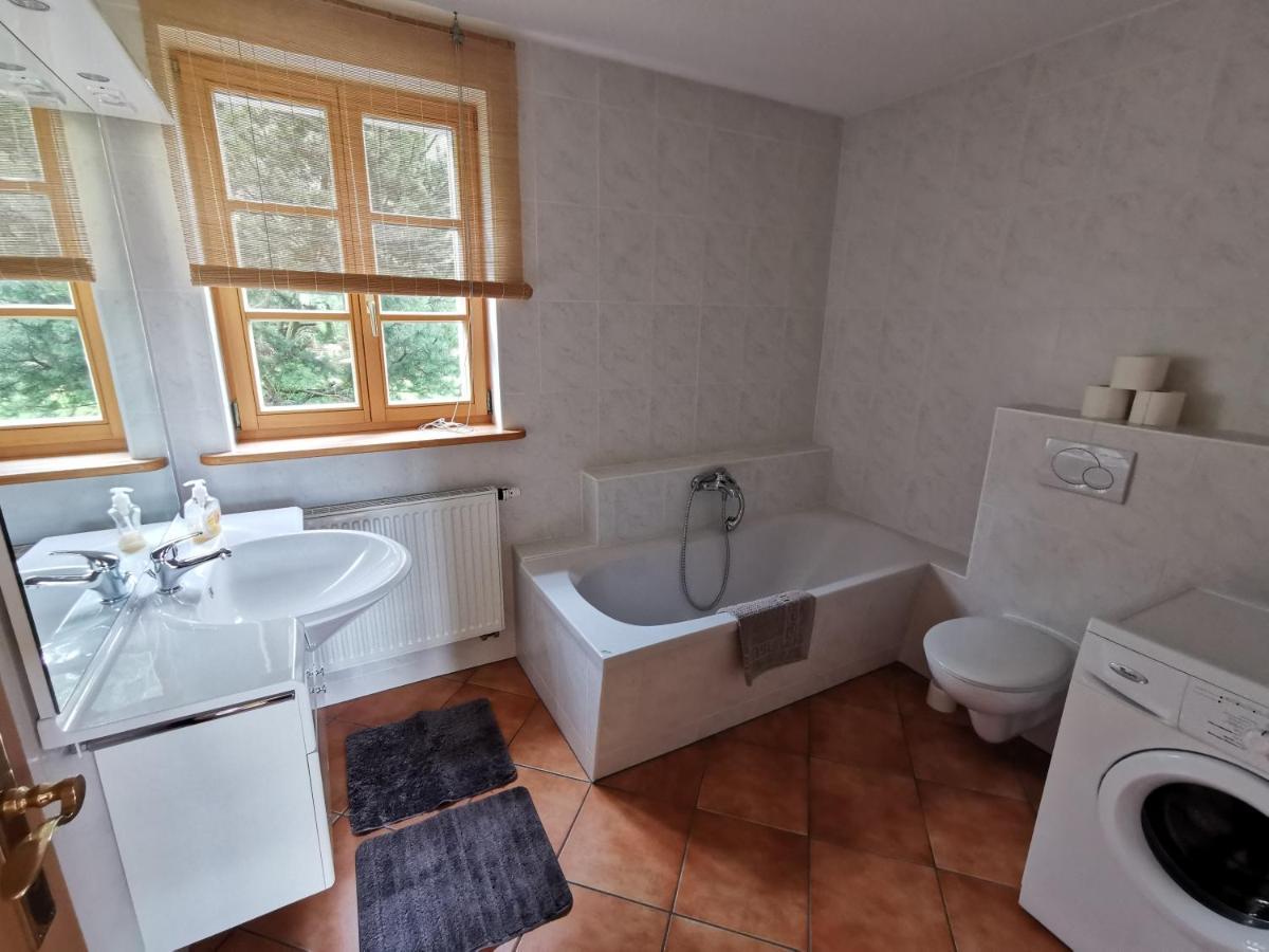 Ferienwohnung "Am Saalehaken" Gossitz Экстерьер фото