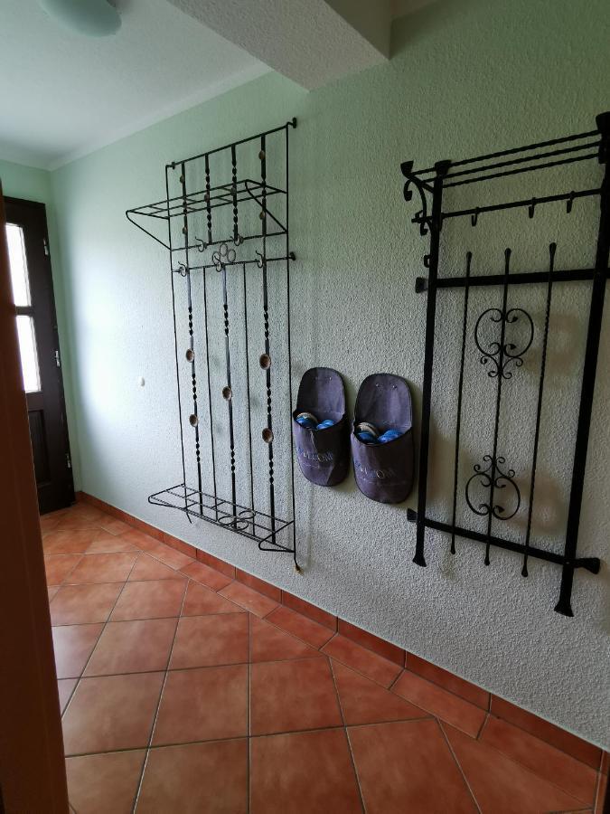 Ferienwohnung "Am Saalehaken" Gossitz Экстерьер фото